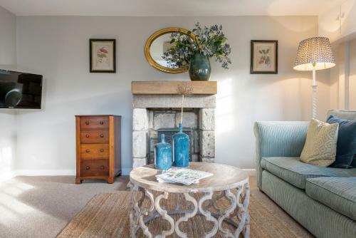 Apartamentos Tucking Mill View- Self Catering