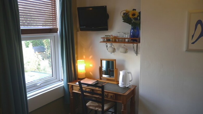 Hostal Lynwood House
