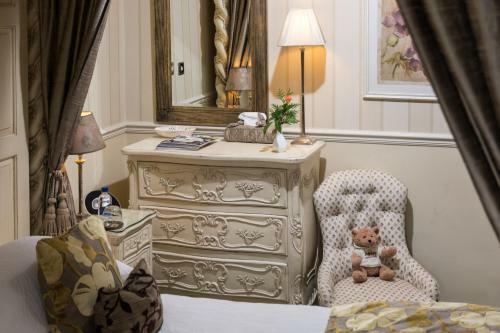 Apsley House Hotel