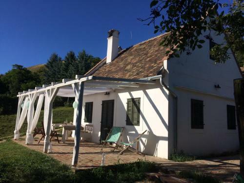 Henye Holiday Homes