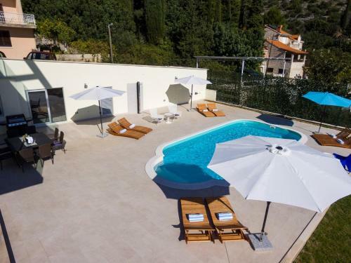Beautiful Villa Radiance