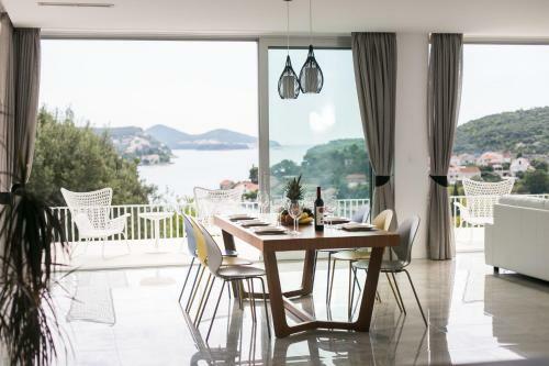 Beautiful Villa Radiance