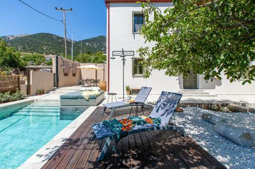 Villa Skyphos
