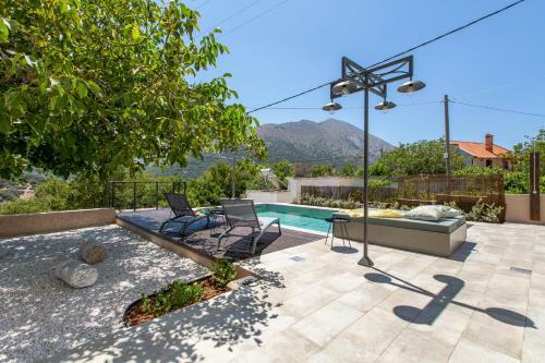 Villa Skyphos