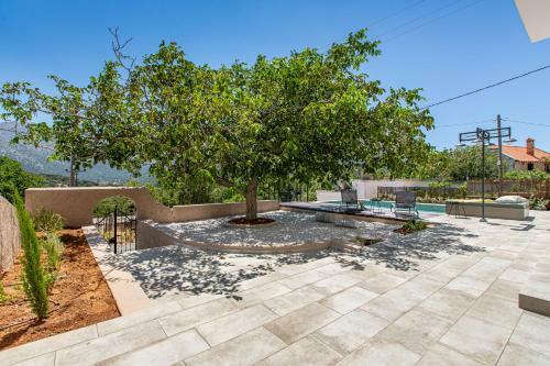 Villa Skyphos