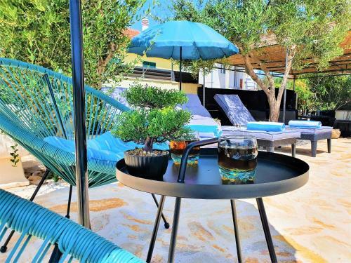 Villa Spark With Pool In Rogoznica / Ze?evo