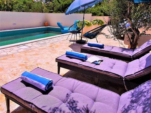 Villa Spark With Pool In Rogoznica / Ze?evo