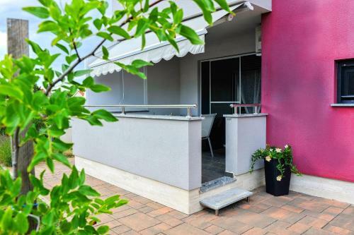 Apartment Secret Garden 2