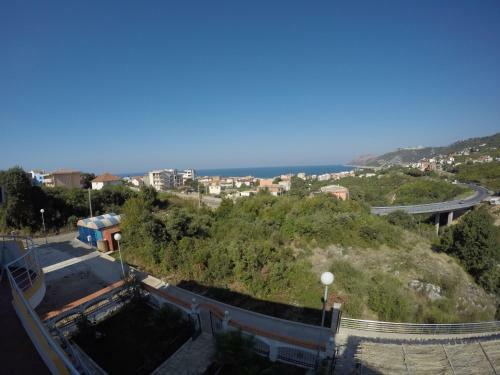 Belvedere Apartments With Seaview