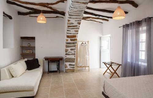 Irida House