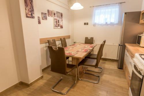 S�ndor Apartman