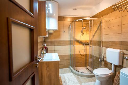 S�ndor Apartman