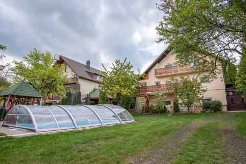 S�ndor Apartman