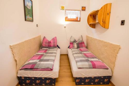 S�ndor Apartman