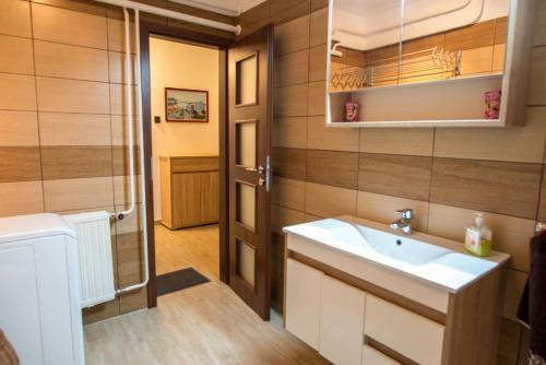 S�ndor Apartman