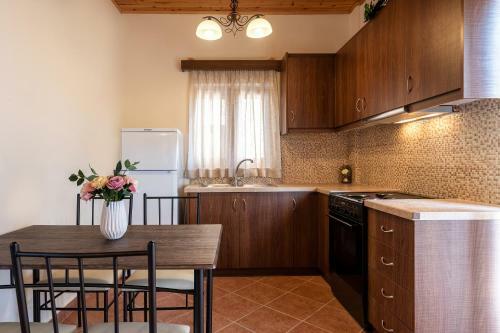 Maritina Houses