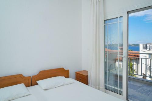 Hotel Studios Garifalia