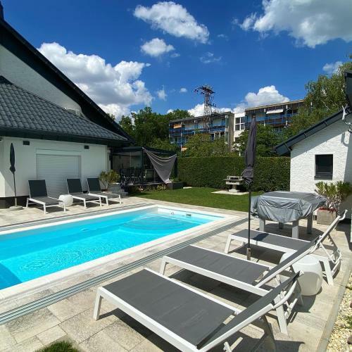 Lacus Pelso Holiday Home