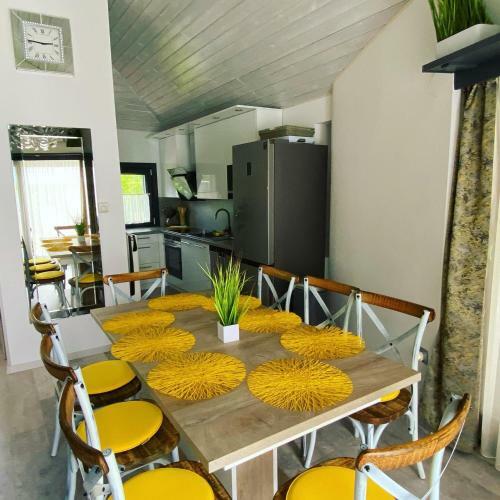 Lacus Pelso Holiday Home