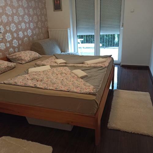 Cool & Pool Apartman