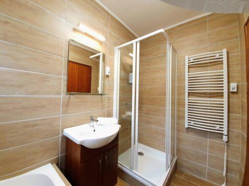Varga Gardens Balatonm�riaf�rd?