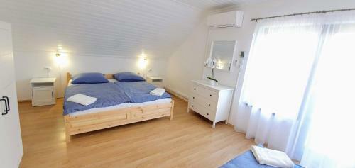 Varga Gardens Balatonm�riaf�rd?