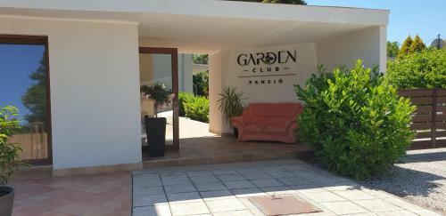 Bed & Breakfast Garden Club Panzi�