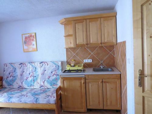 4 F�r�helyes Apartman