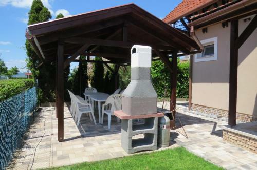 32 F�s Apartman