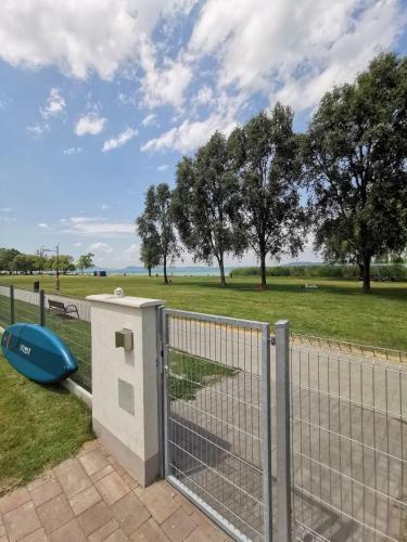 V�zpart Honv�d Apartman