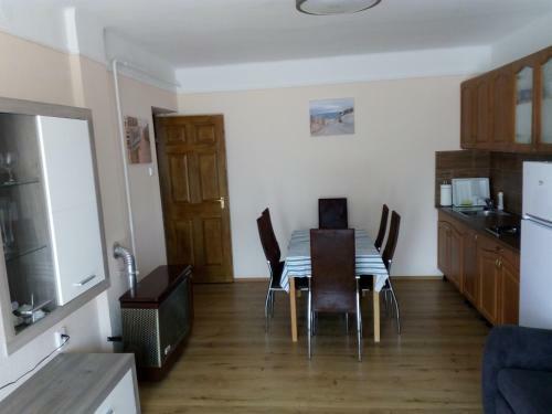 Dianett Apartmanh�z