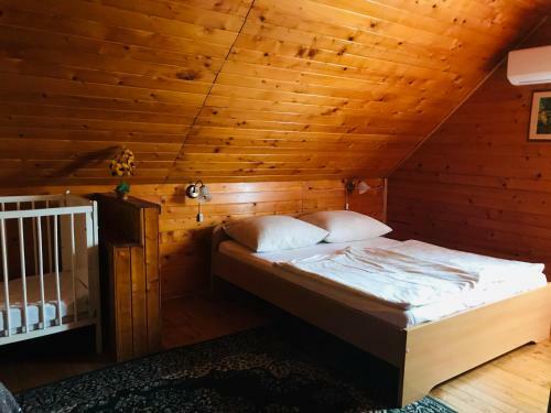 Lellei Pihen?h�z Balatonlelle