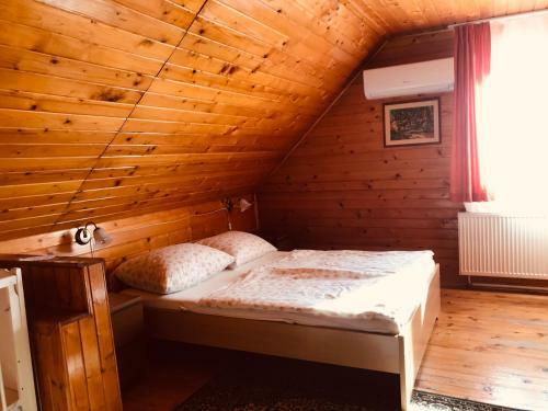 Lellei Pihen?h�z Balatonlelle