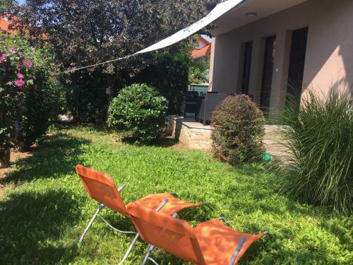 J�zminvir�g Apartman