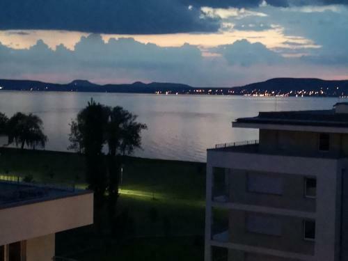 Apartamento Silver Gray Appartment