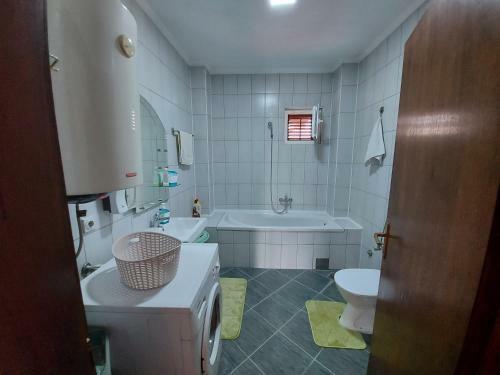 Mihaela Apartments