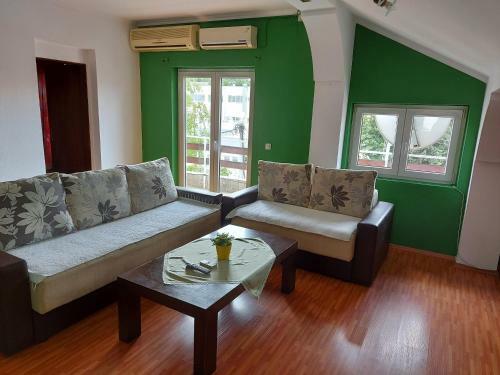 Mihaela Apartments
