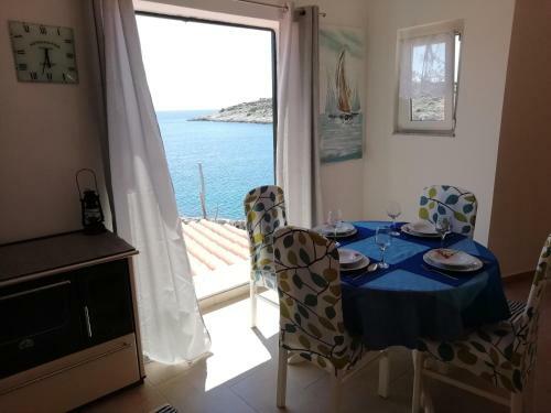 Hostal Poseidon Holiday Guesthouse