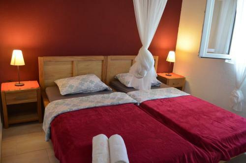 Hostal Poseidon Holiday Guesthouse