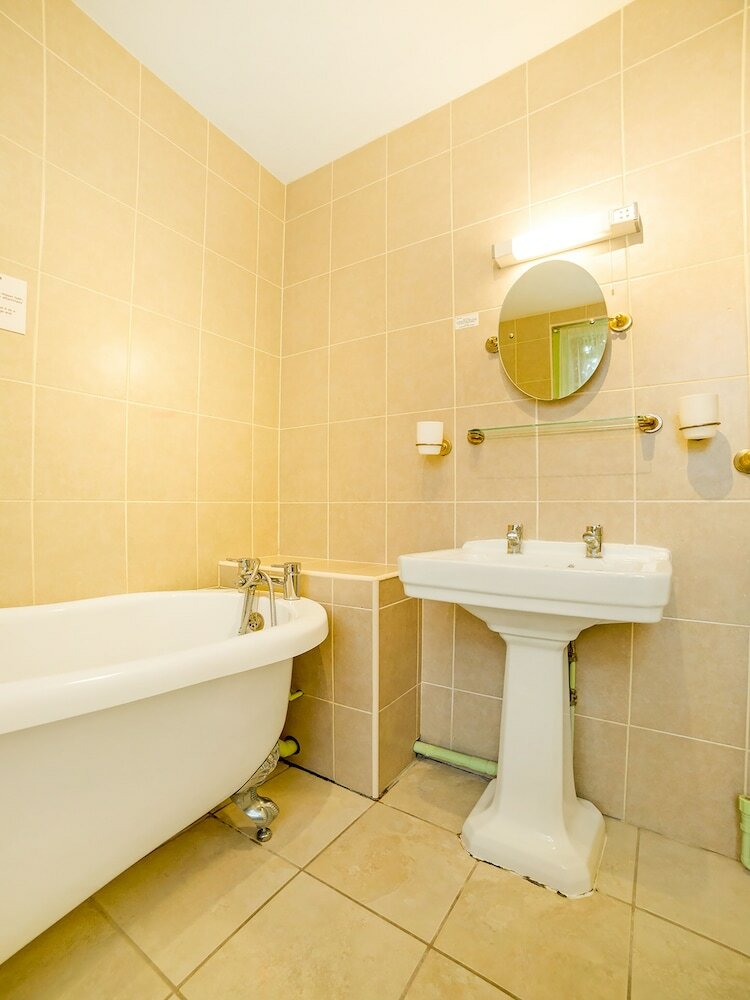 Bed & Breakfast Bailbrook Lodge