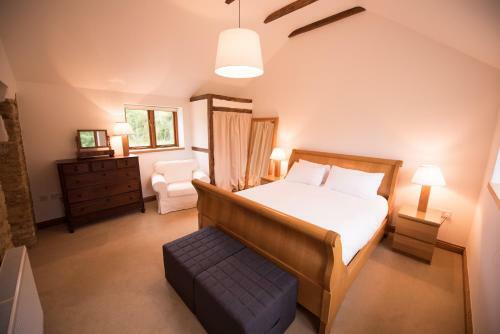 Whitley Coach House