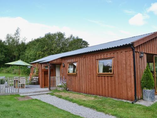 Lakeside Lodge