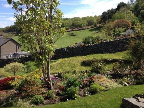 Hostal Hill Crest Country Guest House