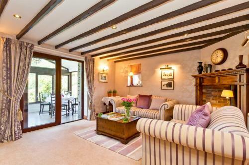 Hostal Hill Crest Country Guest House
