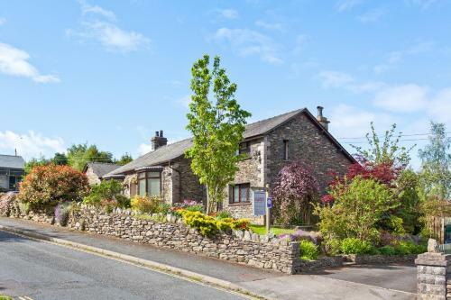 Hostal Hill Crest Country Guest House