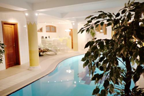 Luxusvilla Balatonsz�rsz�