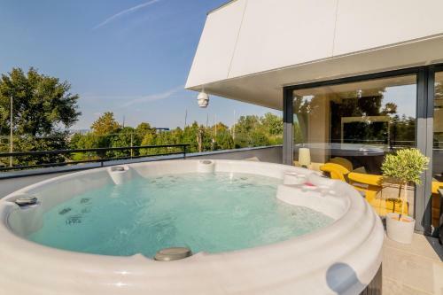 Szemes Marina Luxury Apartments