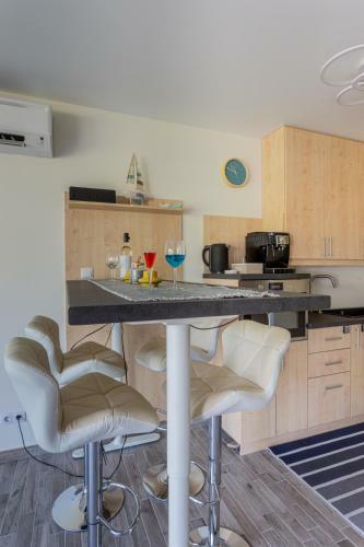 Szemes Marina Luxury Apartments