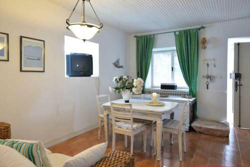 Holiday House With Wifi Zlarin - 17998