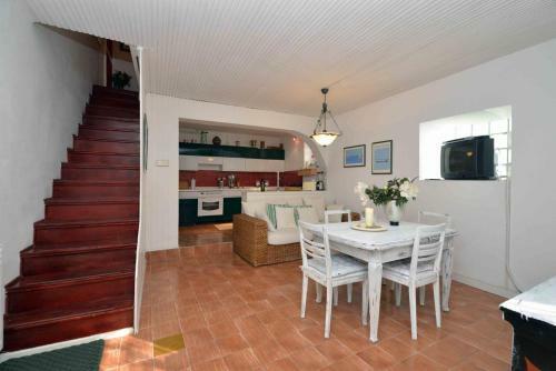 Holiday House With Wifi Zlarin - 17998